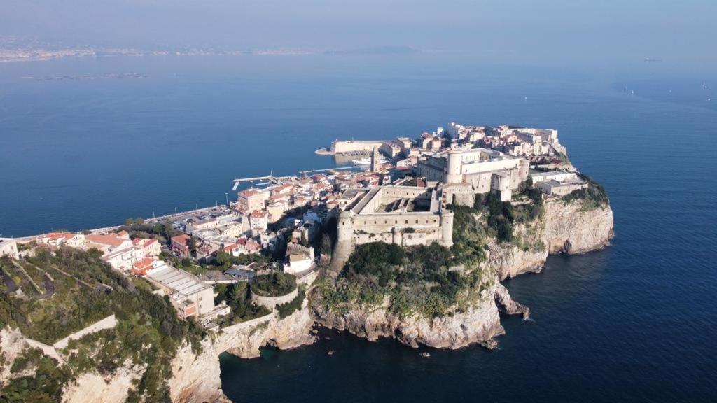 Brezza Di Mare Gaeta B&B Ngoại thất bức ảnh